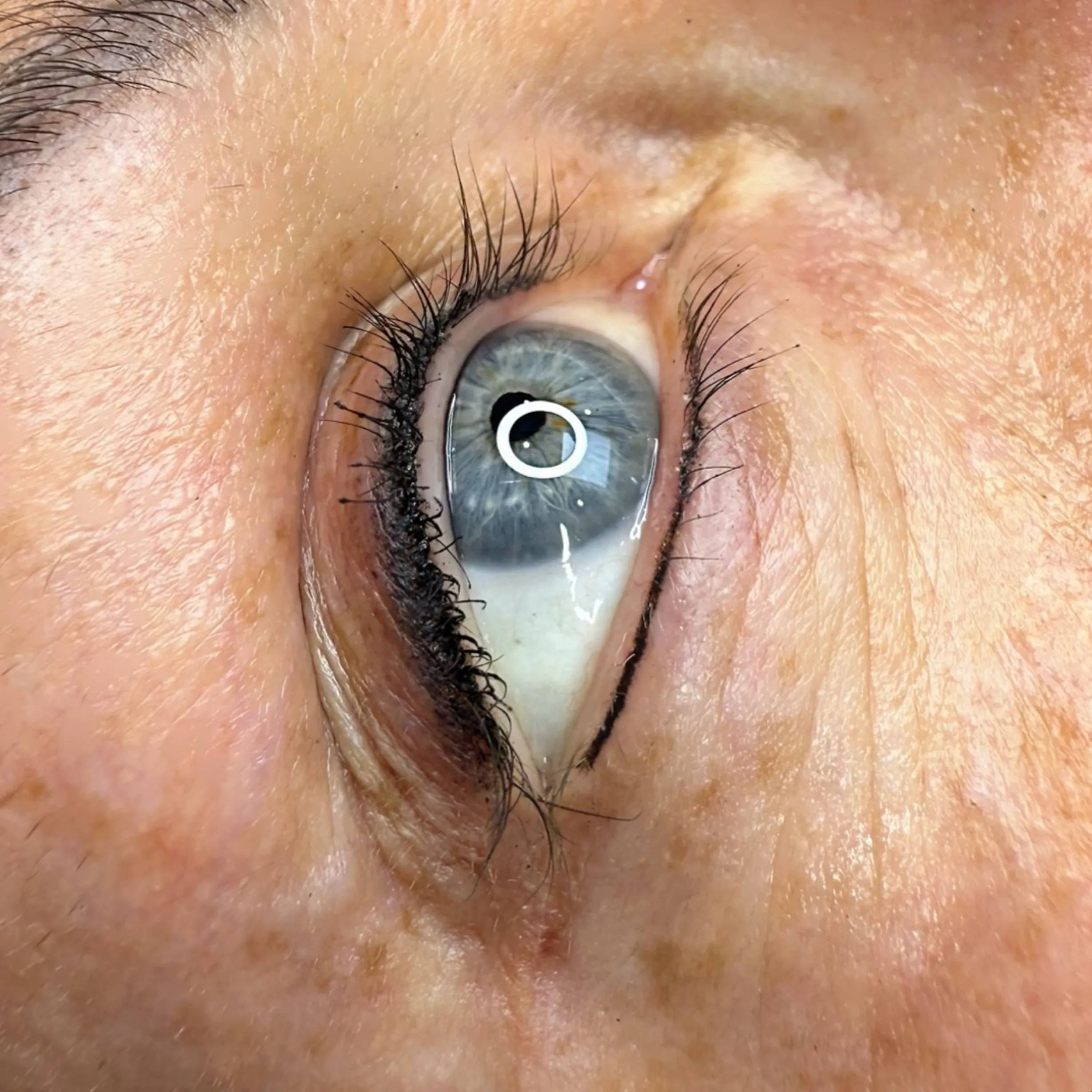 eyeliner tattoo healing stages